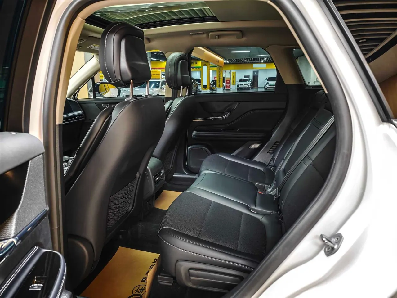 Lincoln 2023 adventurer 2.0T two-wheel drive exclusive edition automatic gear 6