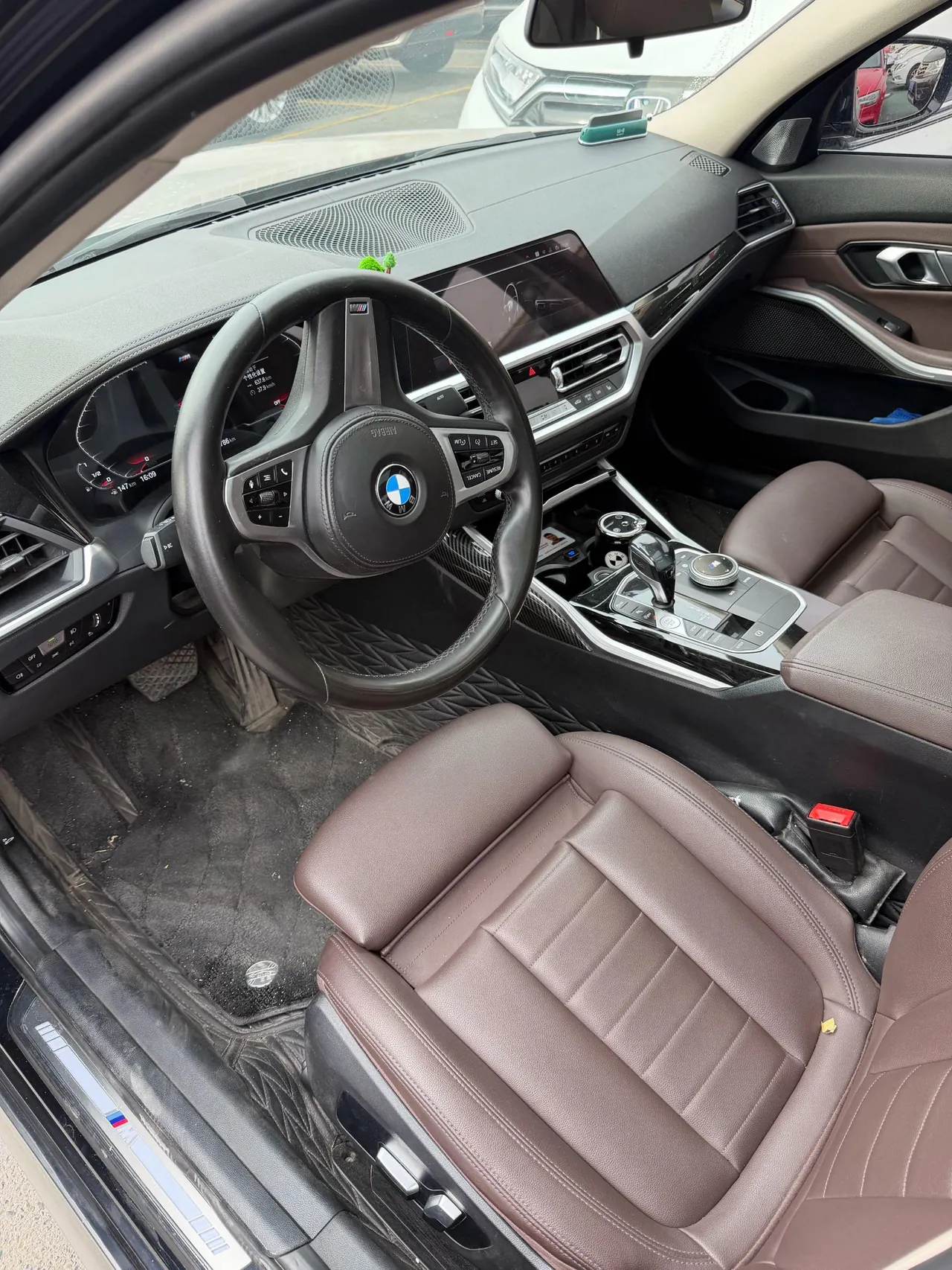 BMW 3 Series 2021 320Li 2.0T M Sports Suit (Modified) Automatic Gear 3