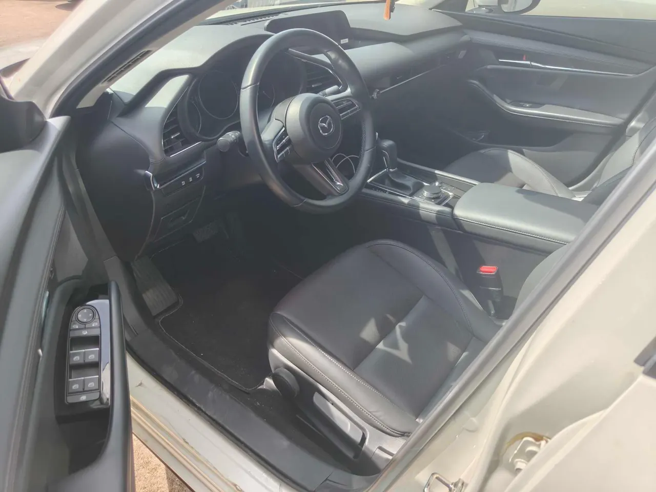 Mazda 3 Oncorsela 2023 Mazda 3 Oncorsela-sedan 2.0 elegant automatic gear 4