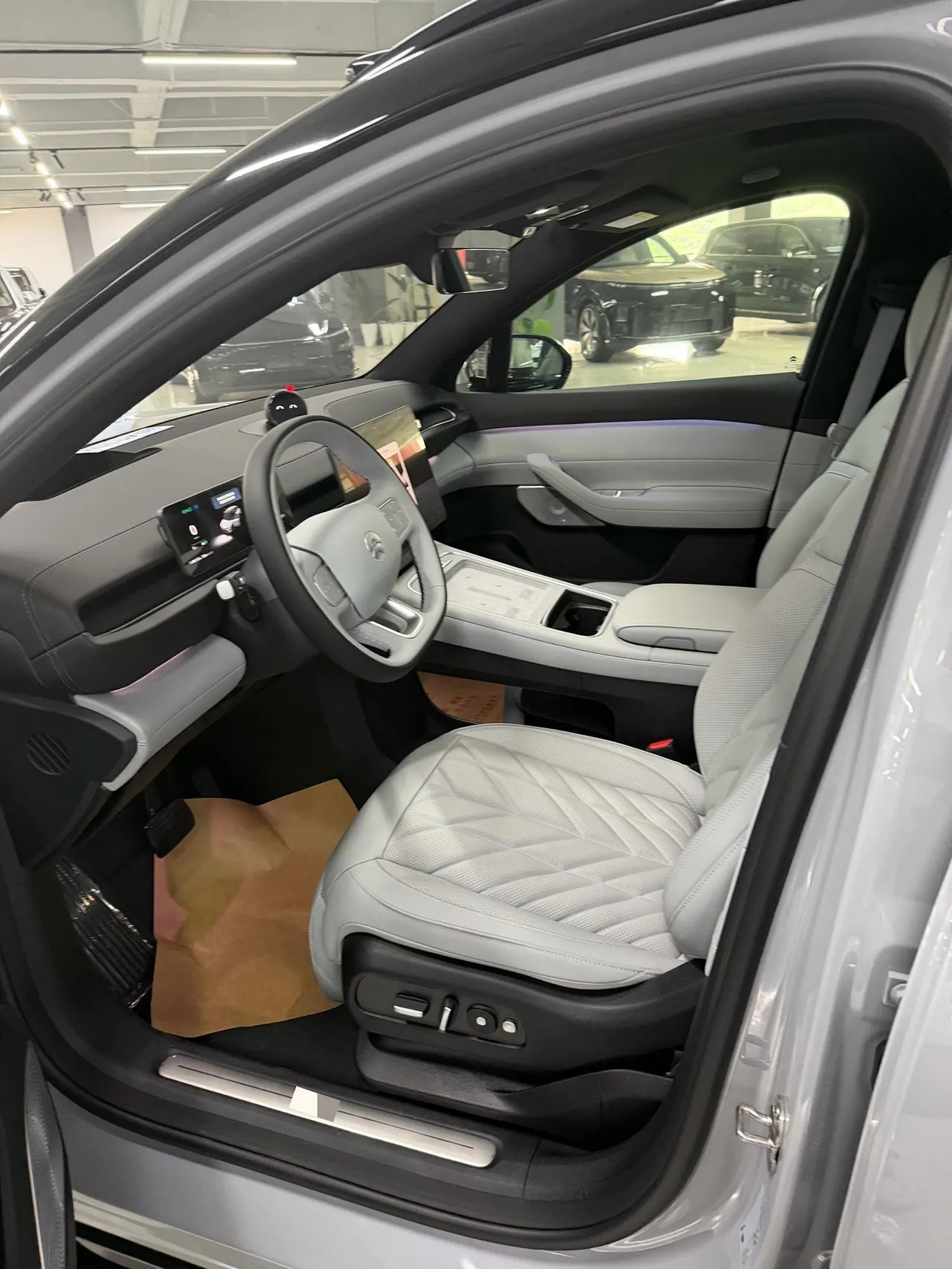 NIO 2026 ES 6 100kWh automatic gear 6