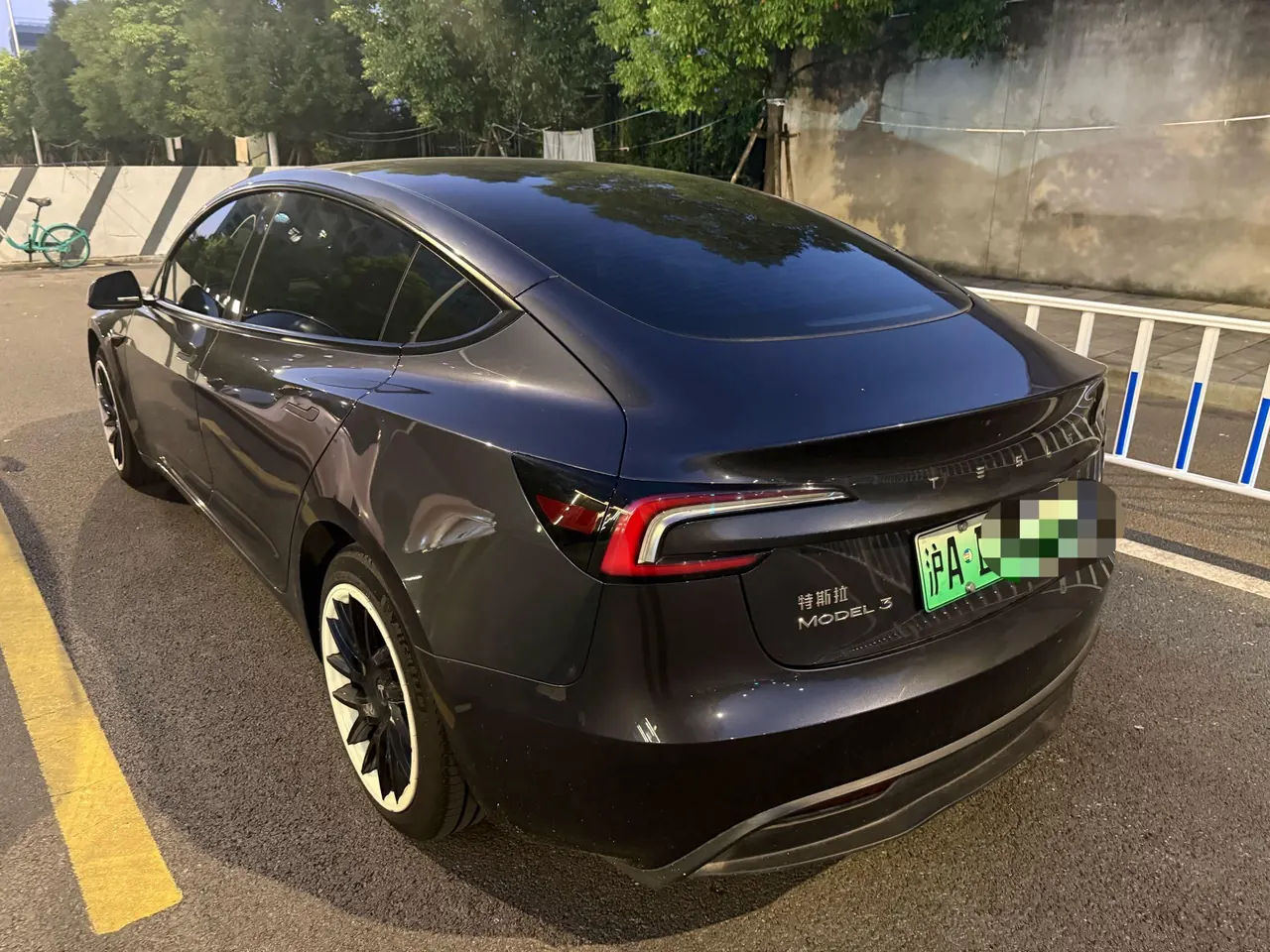 Tesla 2023 Model 3 Long Endurance New Edition Dual Motor All-wheel Drive Automatic Transmission 5