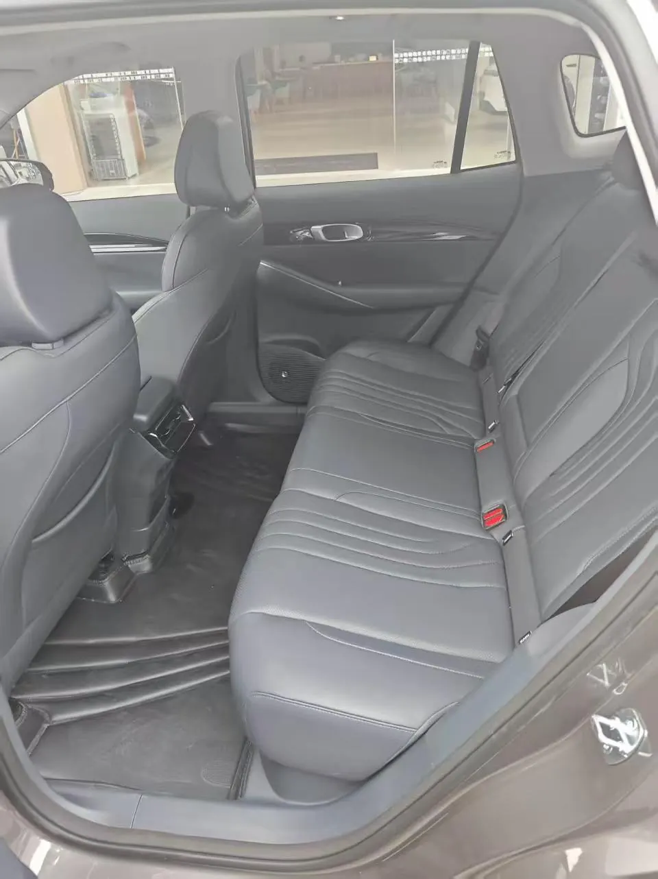 Geely Galaxy 2026 E 5 610km Discovery Edition Automatic Gear 2