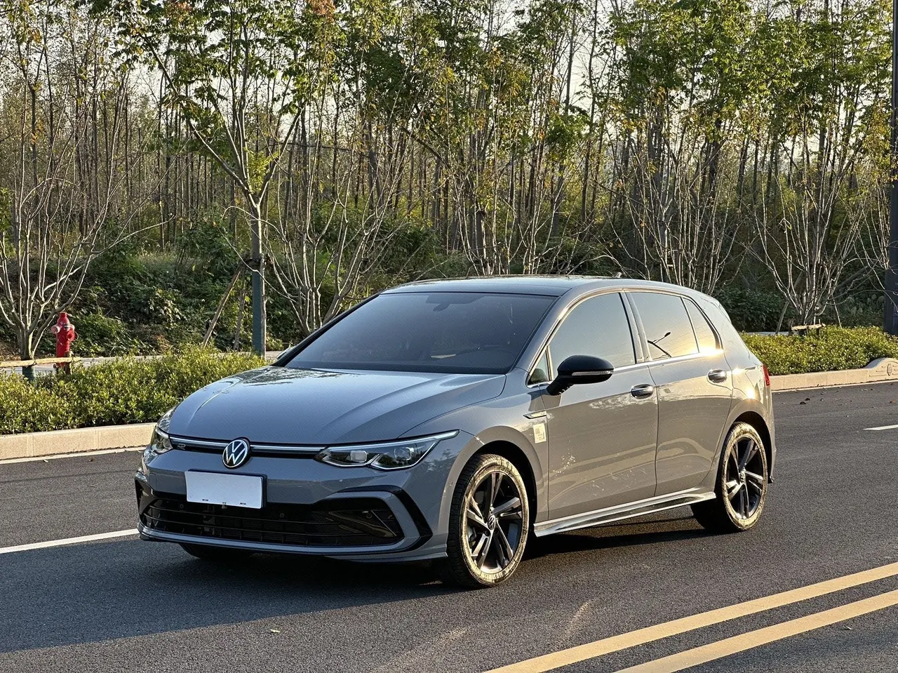 Open image lightbox: Volkswagen 2023 Golf 8 R-Line 1.4TSI 280TSI Lite Automatic