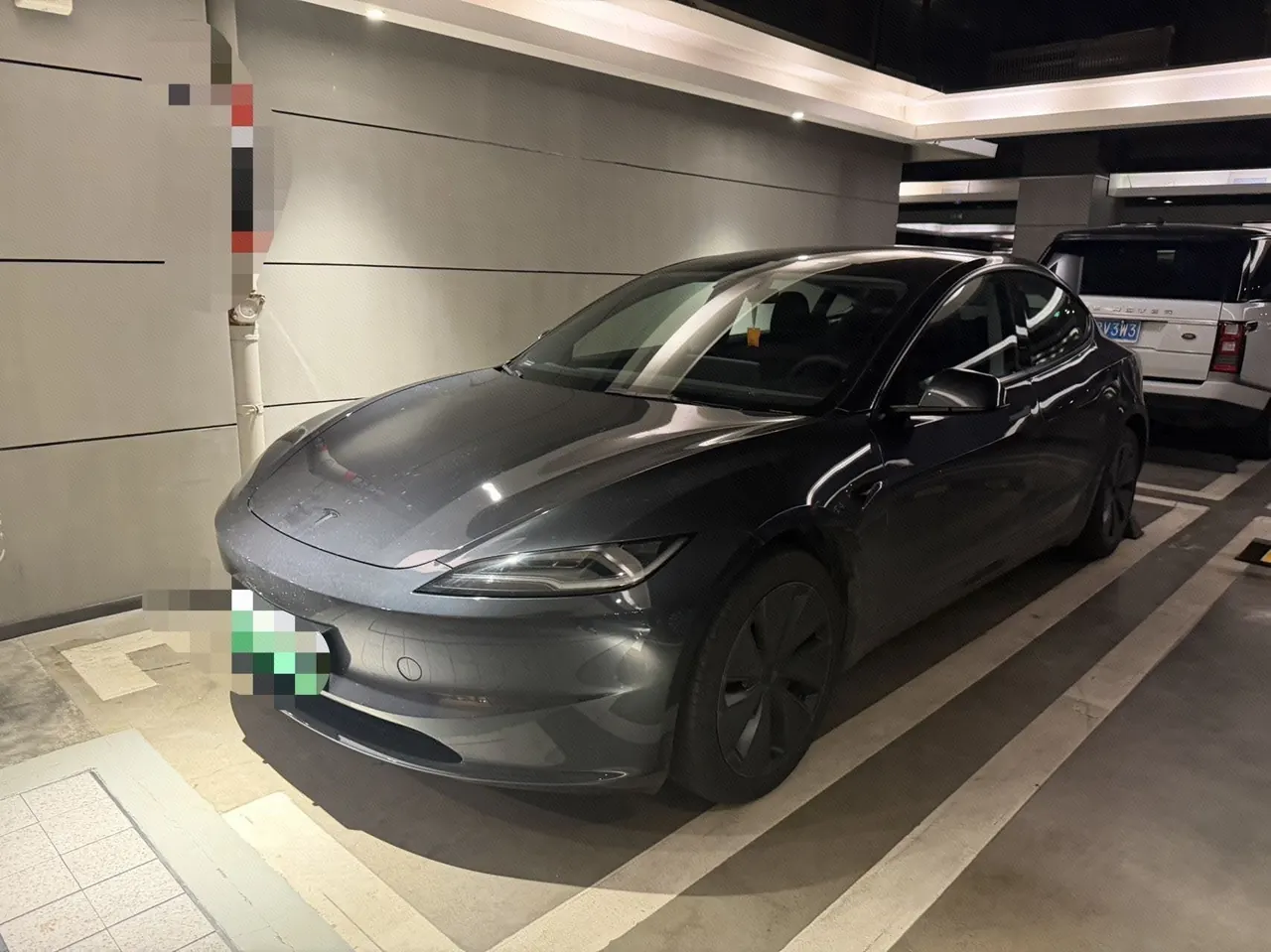 Open image lightbox: Tesla 2026 Model 3 rear-wheel drive version of automatic transmission