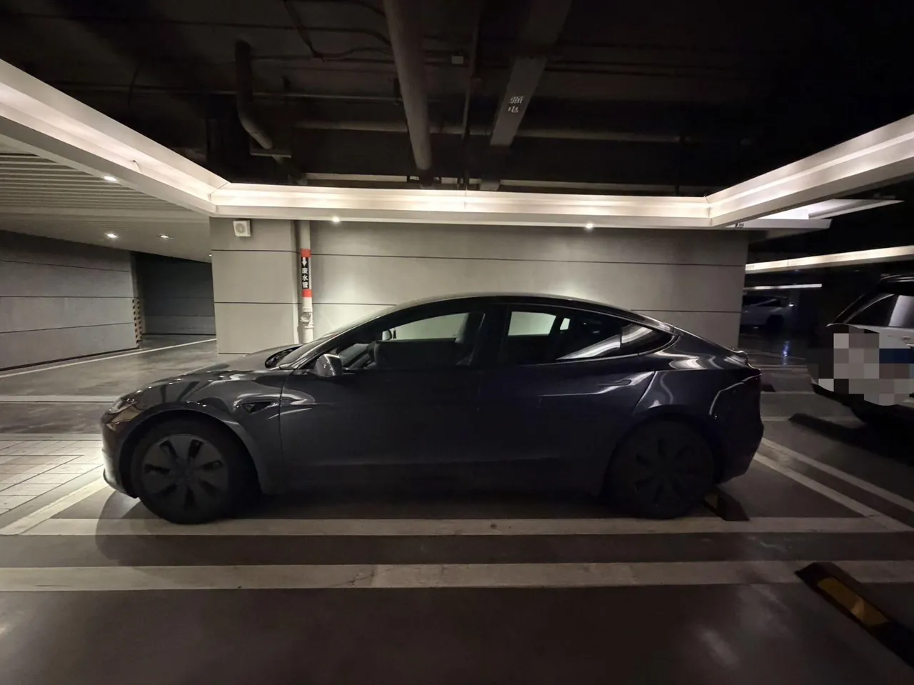 Tesla 2026 Model 3 rear-wheel drive version of automatic transmission 3