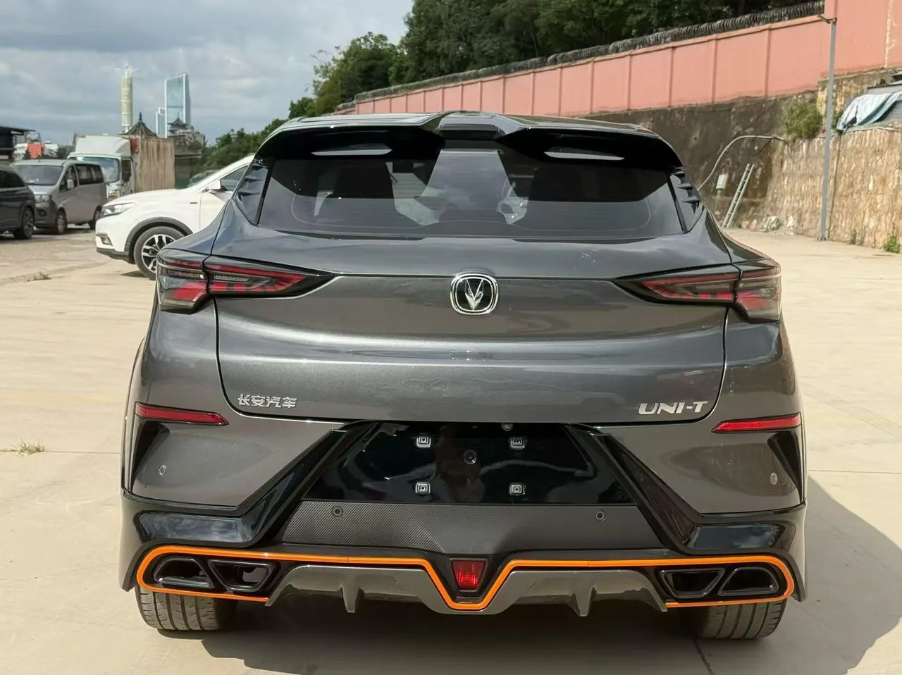 ChangAn 2022 UNI-T 1.5T Flagship Automatic Gear 8