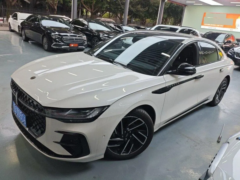 Lincoln 2022 Lincoln Z 2.0T I Cool Premium Edition Automatic Gear - View 1