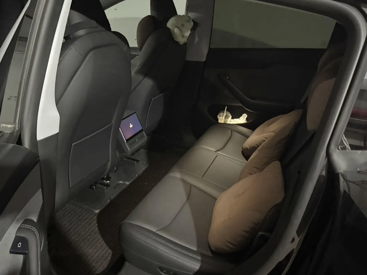 Tesla 2025 Model Y rear-wheel drive version automatic transmission 5