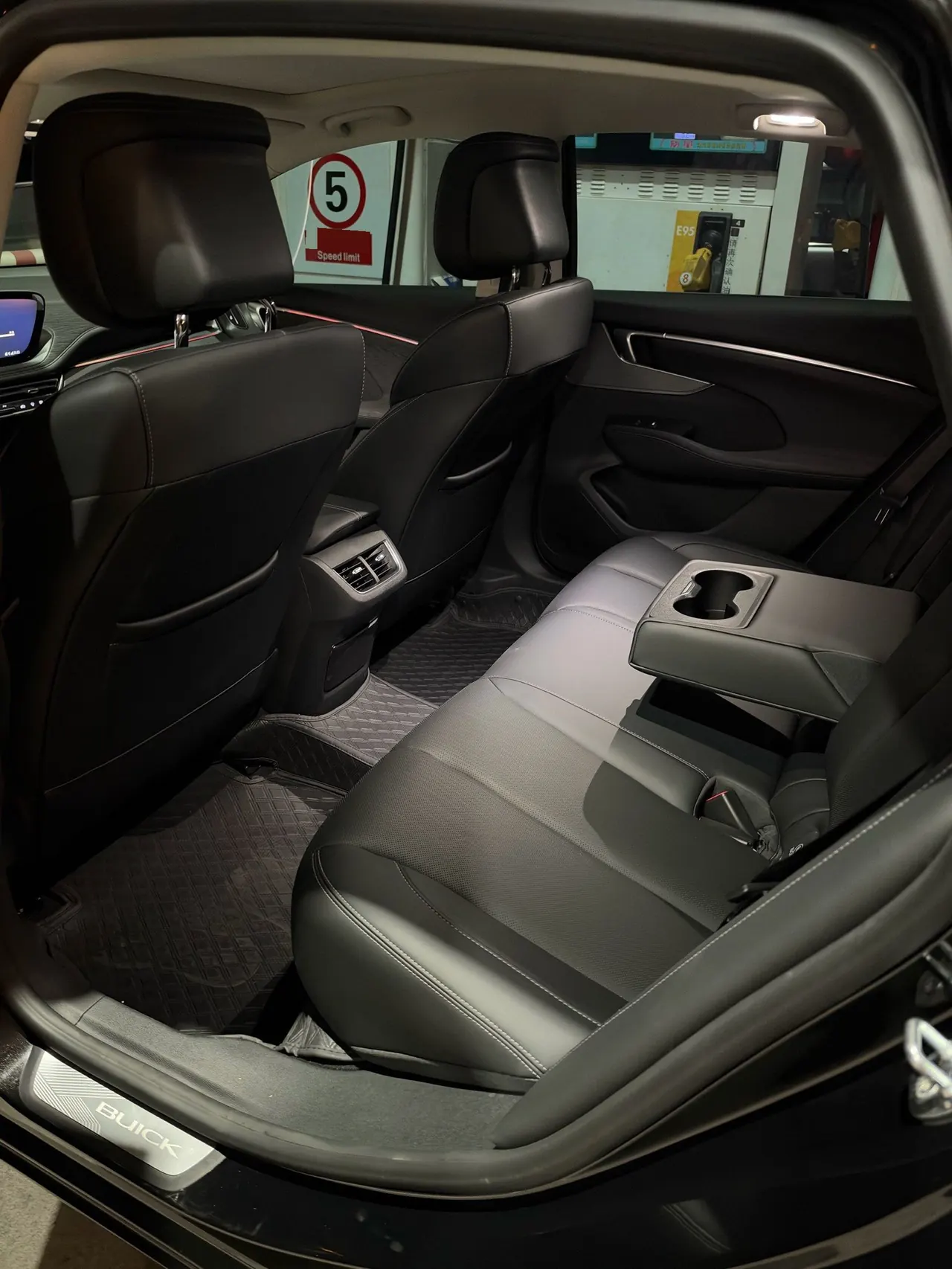 Buick 2025 LaCrosse 48V 2.0T 28T Platinum Edition Automatic Gear 4