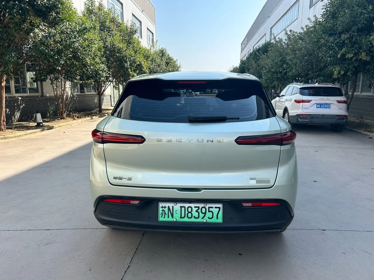 Bestune 2025 Yueyi 03 565km Premium Edition Automatic Gear 5