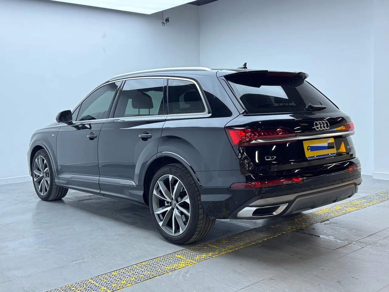 Audi Q7 (Imported) 2022 Q7 48V 3.0TFSI 55TFSI Quattro S line Sports Automatic 9