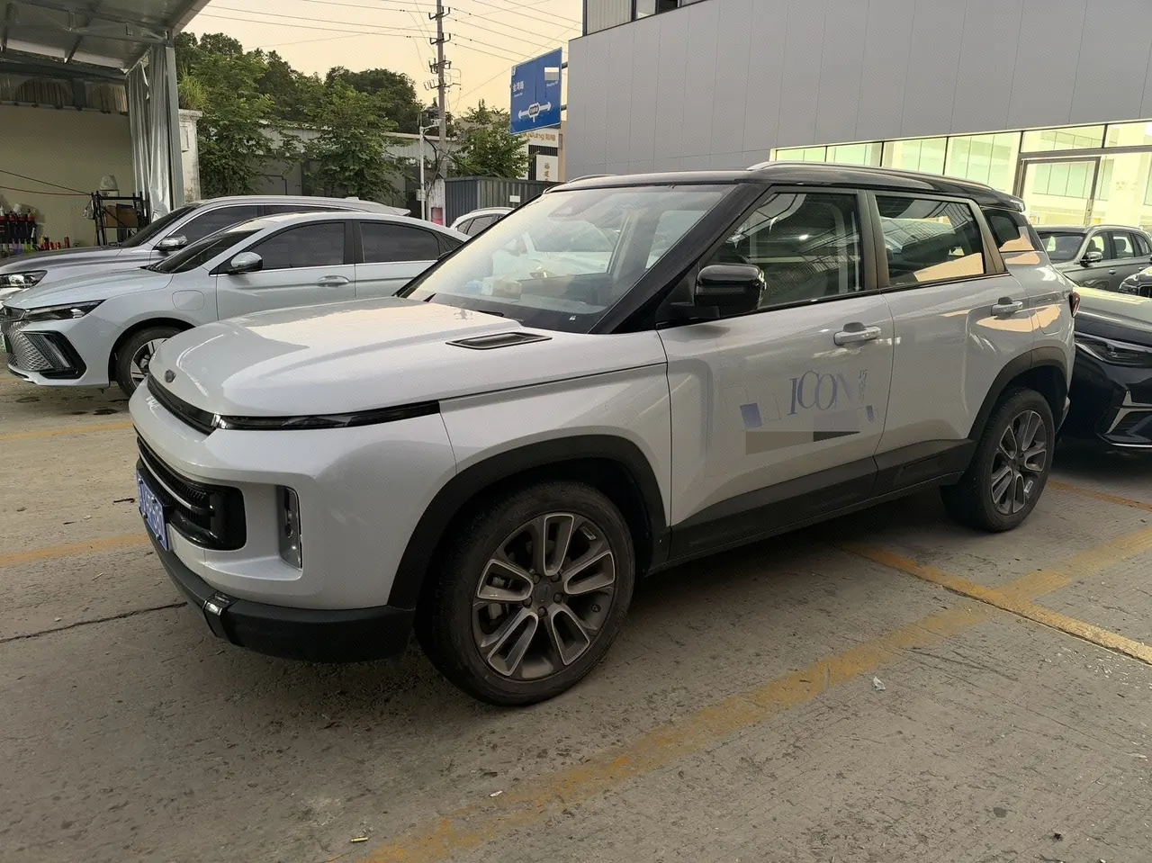 Geely 2026 model Icon 1.5TD Chocolate Elegant Edition, automatic transmission - View 1