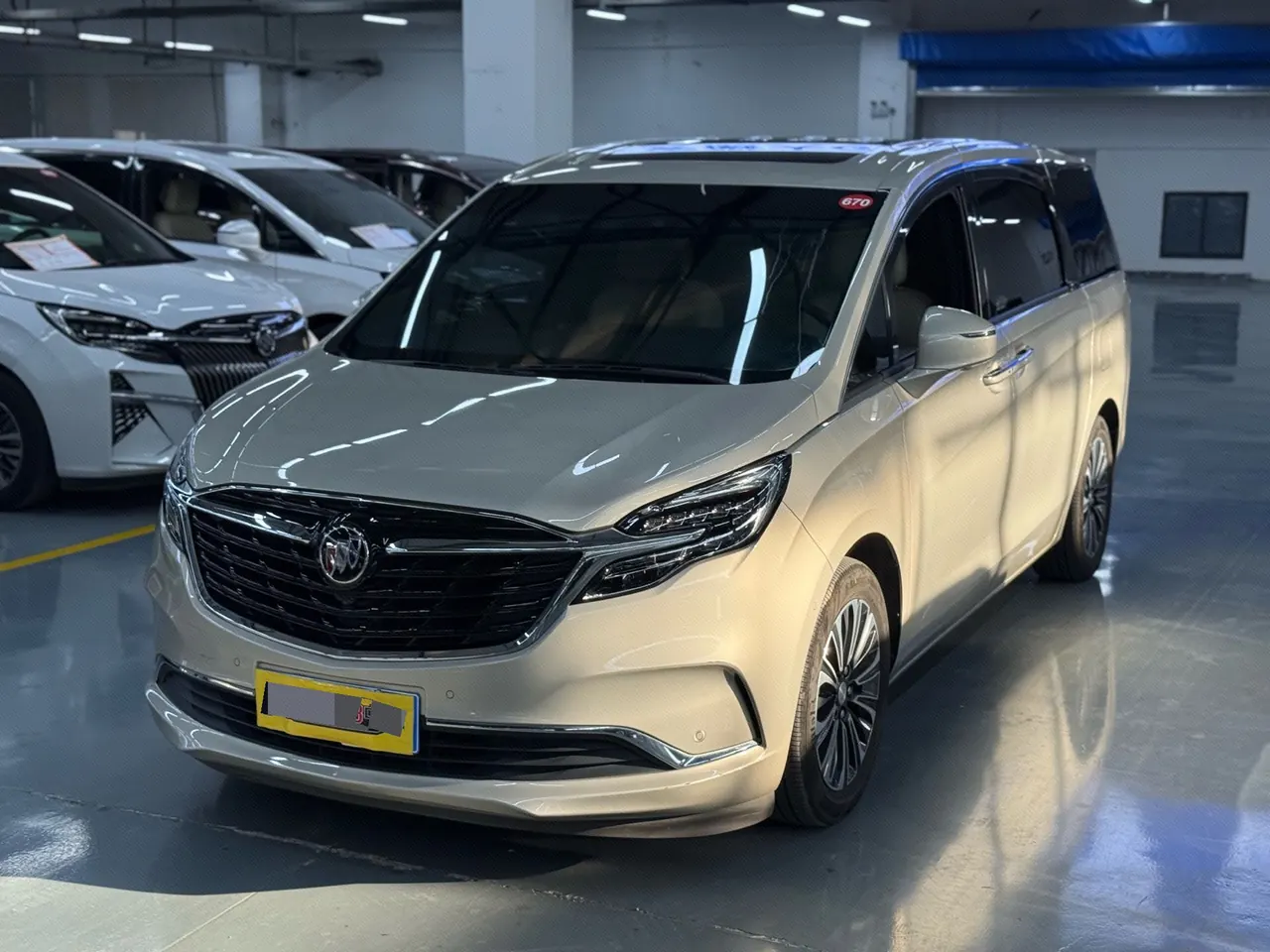 Open image lightbox: Buick 2022 GL8 ES Lu Zun 48V 2.0T 653T Luxury Automatic Gear