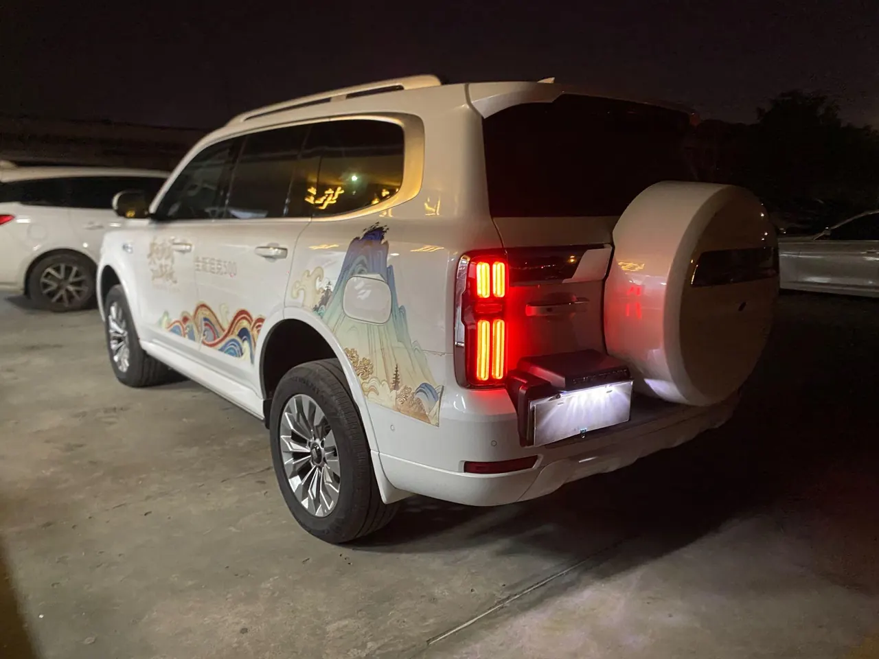 Tank 500 New Energy 2026 Model Tank 500 Hi4-T 2.0T Smart Enjoyment Version Automatic Transmission 6