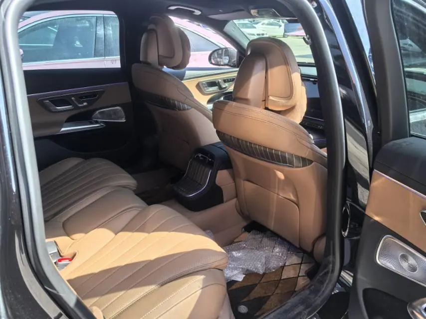 Mercedes Benz E-Class 2026 model E 300 L 48V 2.0T Luxury Edition Automatic 3