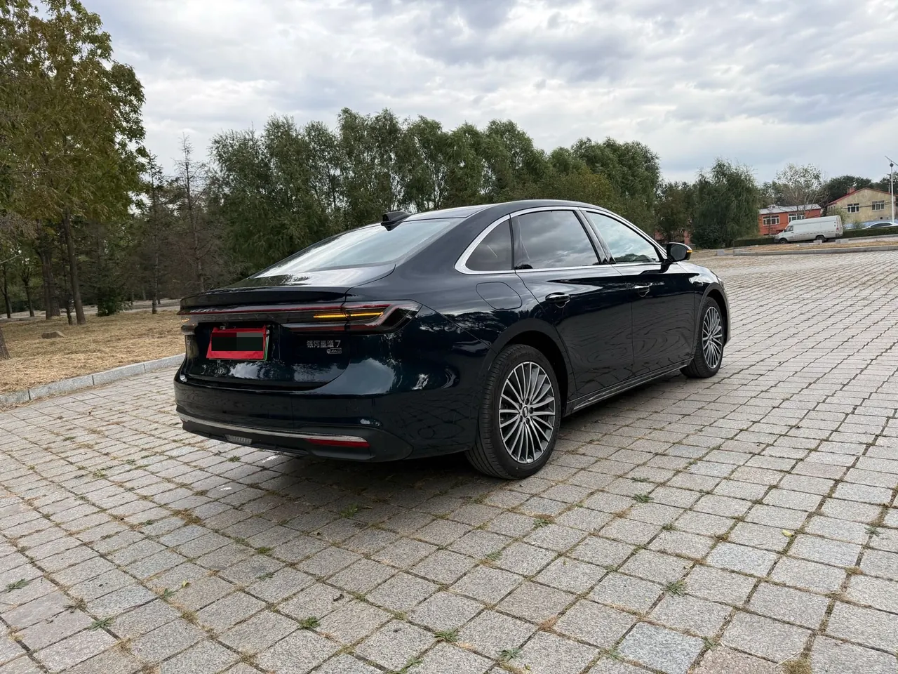 Geely Galaxy 2026 star shine 7 EM-i 1.5 220km four-wheel drive star shine version automatic gear 8