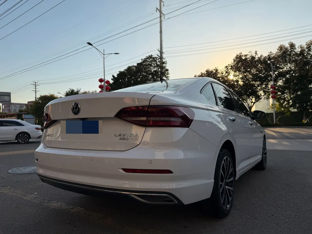 Volkswagen 2022 Lavida 1.4TSI 280TSI Deluxe Edition Automatic Gear 8