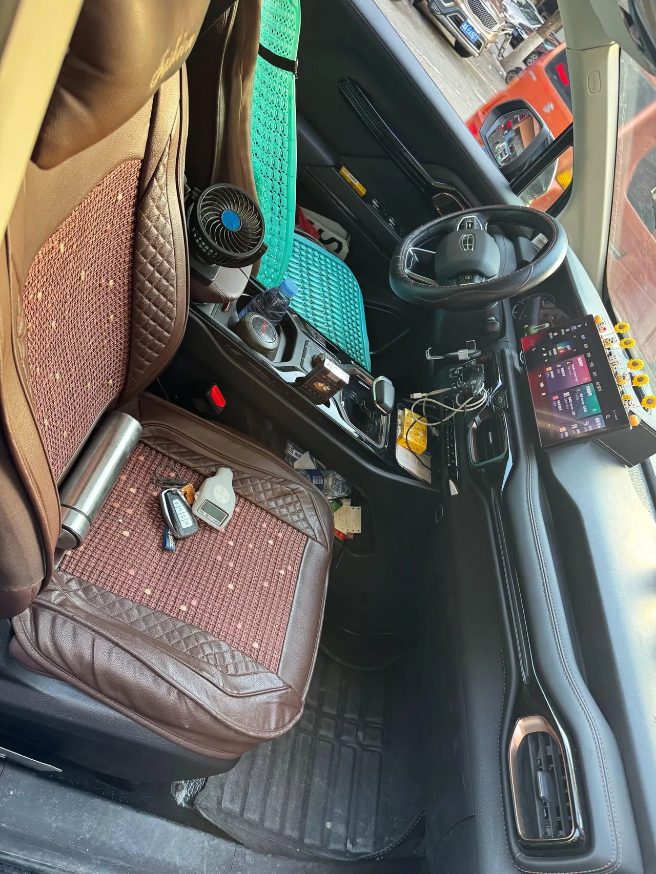 Geely 2022 Hao Yue 1.8TD Honorable 7-seat Automatic Transmission 7