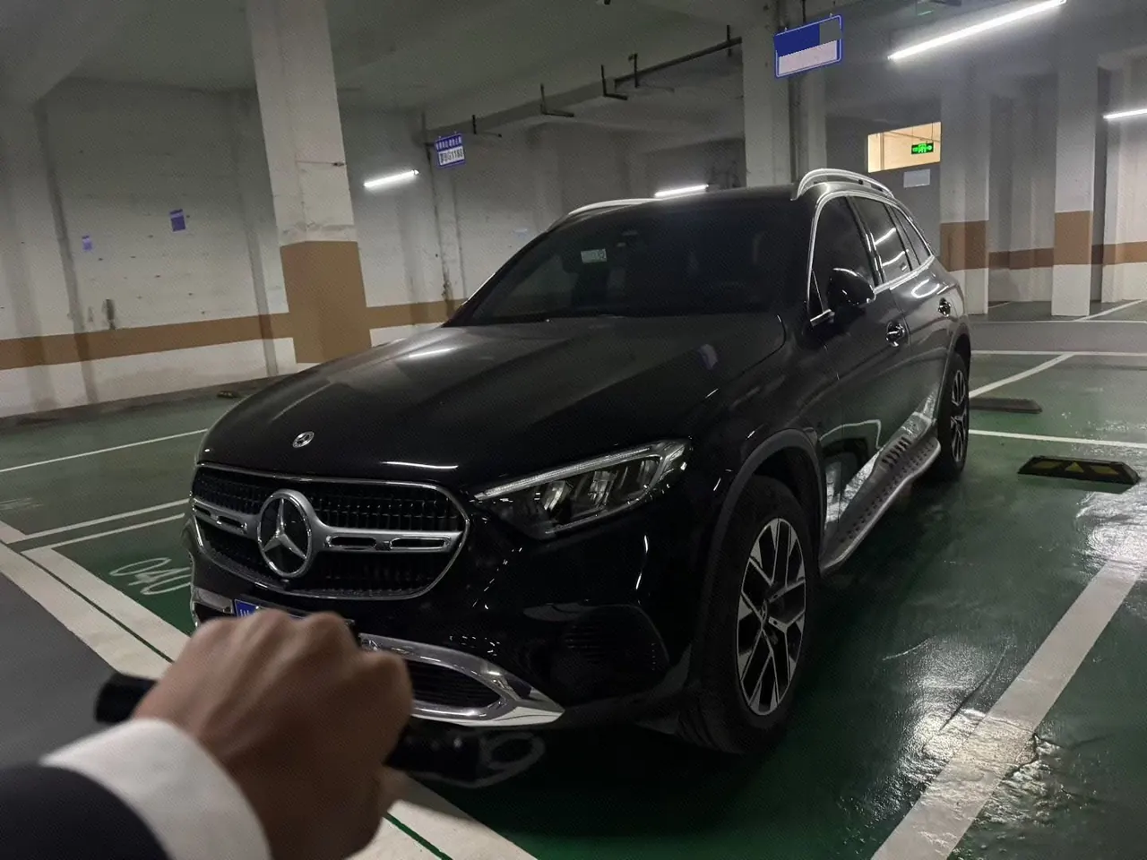 Open image lightbox: Mercedes Benz 2026 GLC 260 L 4MATIC 48V 2.0T Dynamic (Modified) Automatic Gear