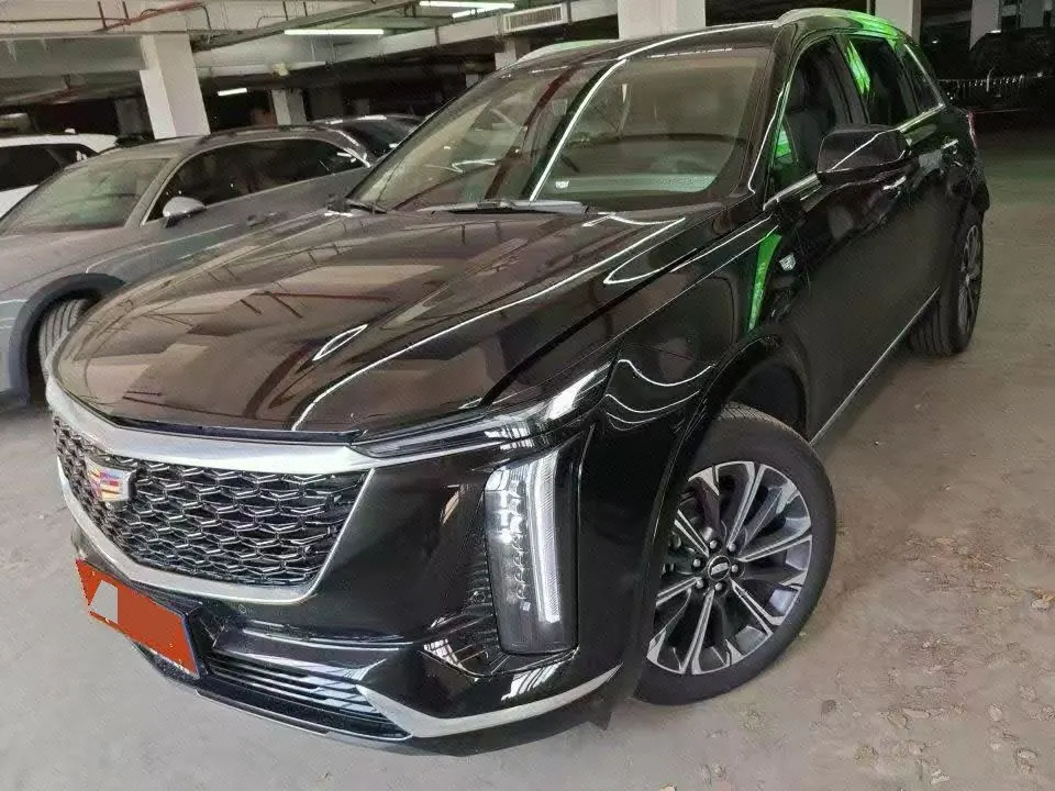 Open image lightbox: Cadillac 2026 XT5 48V 2.0T Metropolitan Automatic Gear