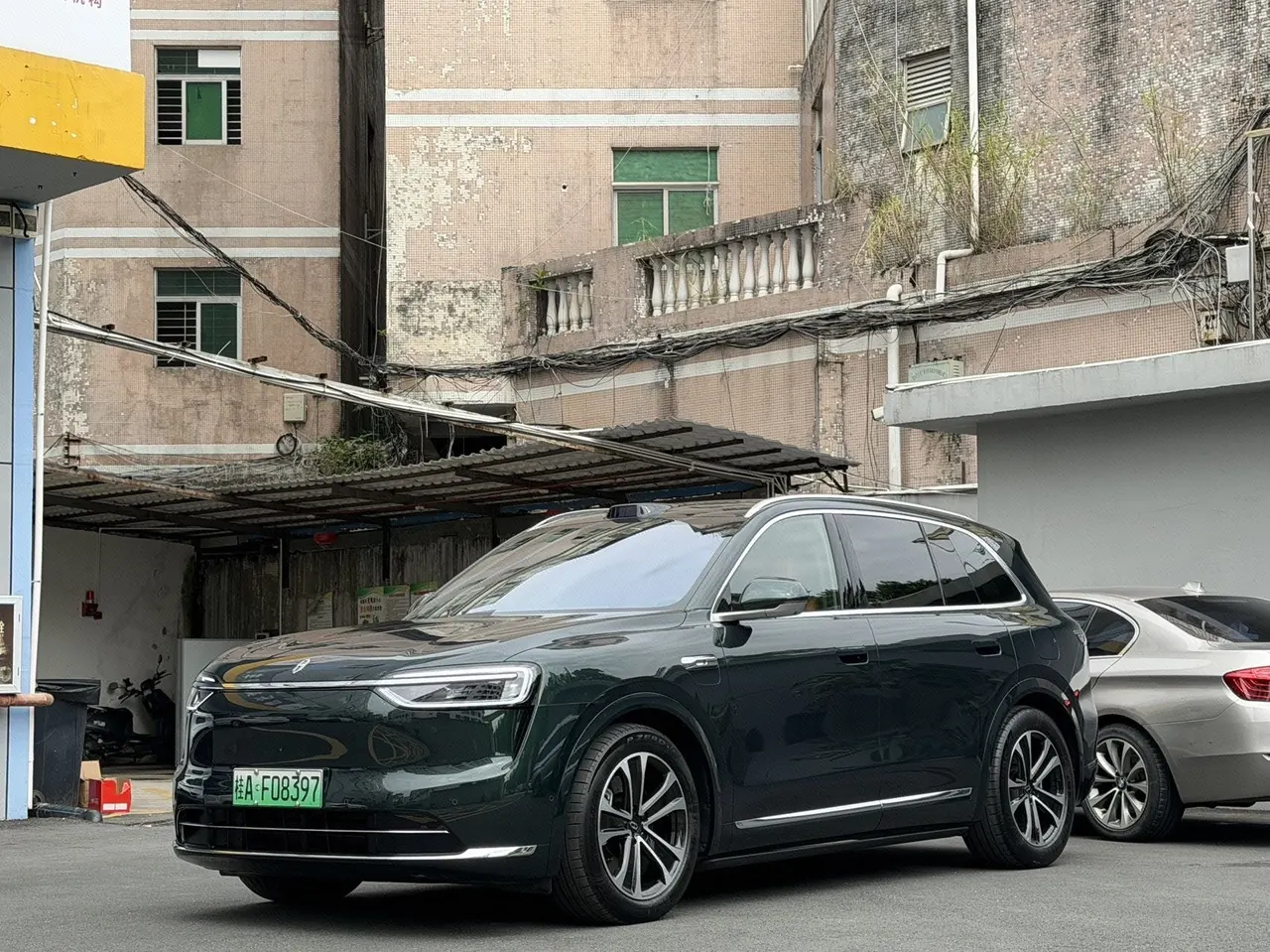 打开图片灯箱:AITO 2026 AITO M7 extended range Ultra 4-wheel drive version 5 (192-line laser Radar) automatic gear