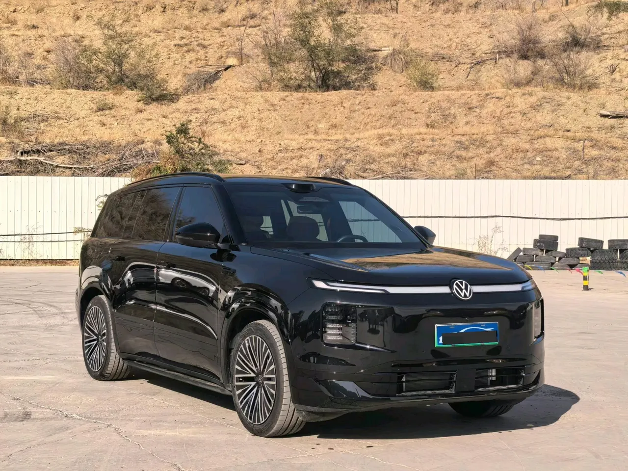 Volkswagen 2026 ID.ERA 9X Ultra 4-wheel drive automatic gear 2