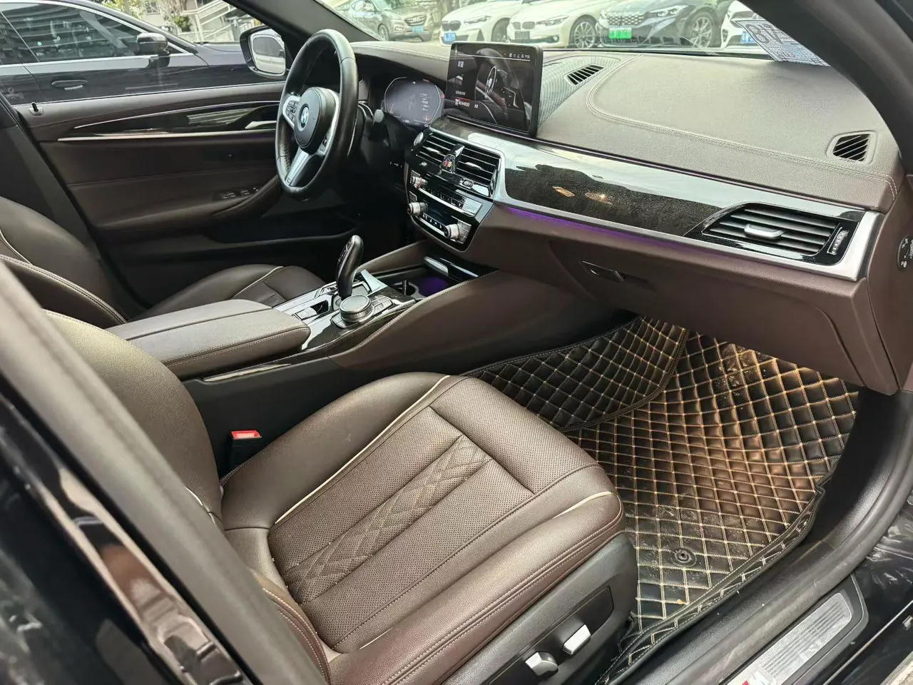 BMW 5 Series 2021 530Li 2.0T Leading M Sports Suit Automatic Gear 3