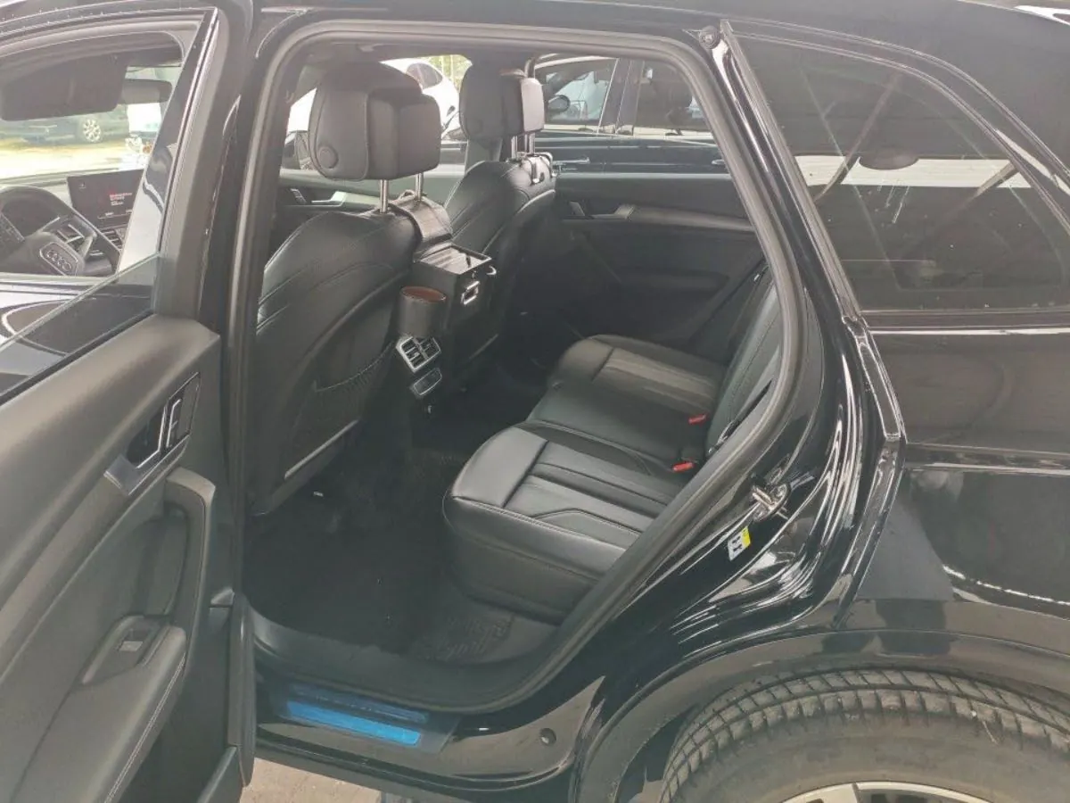 Audi 2024 Q5L 2.0TFSI 40TFSI luxury dynamic automatic 3