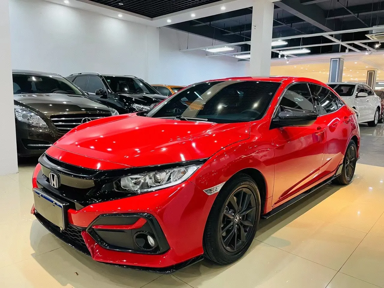 打开图片灯箱:Honda 2021 Civic Hatchback 1.5T Stepless 220TURBO New Sharp Control Automatic Gear
