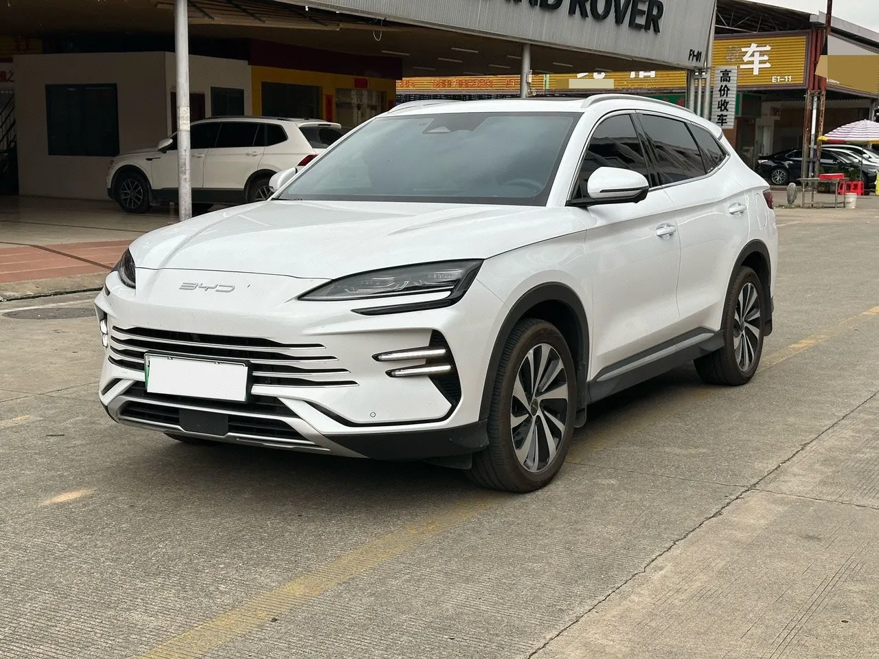 Открыть галерею: BYD Song PLUS New Energy 2024 Song PLUS DM-i 1.5 Stepless Glory Edition 150km Flagship PLUS Automatic Gear