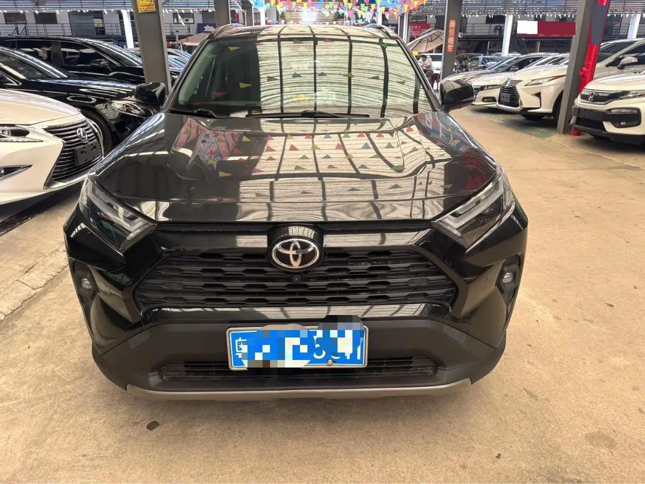 Toyota 2023 RAV4 Rongbo 2.0 Stepless Two-Drive Fashion Plus Edition Automatic Gear 2