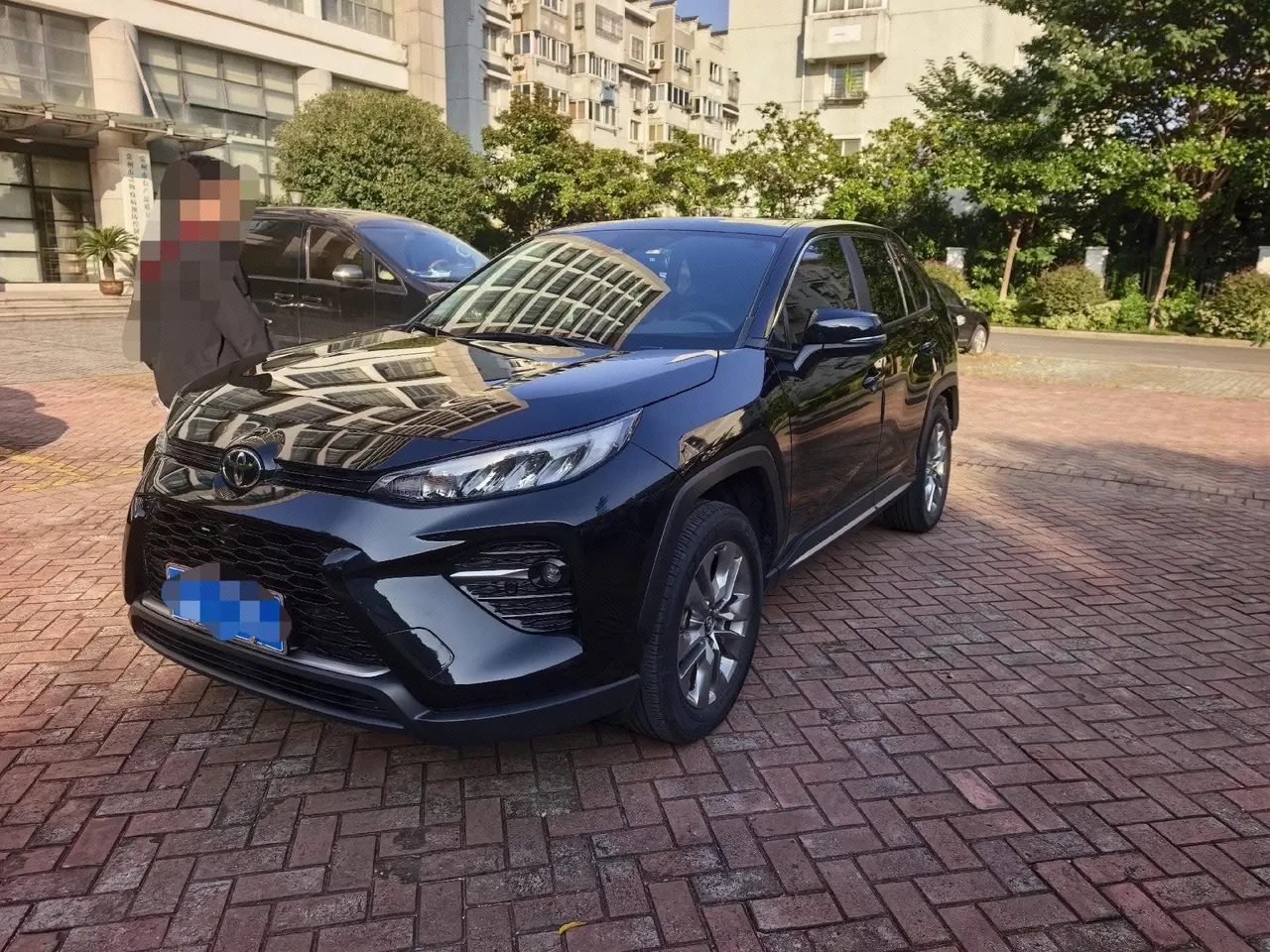 打开图片灯箱:Toyota 2023 Willanda 2.0 Stepless Two-Drive Luxury PLUS Edition Automatic Gear