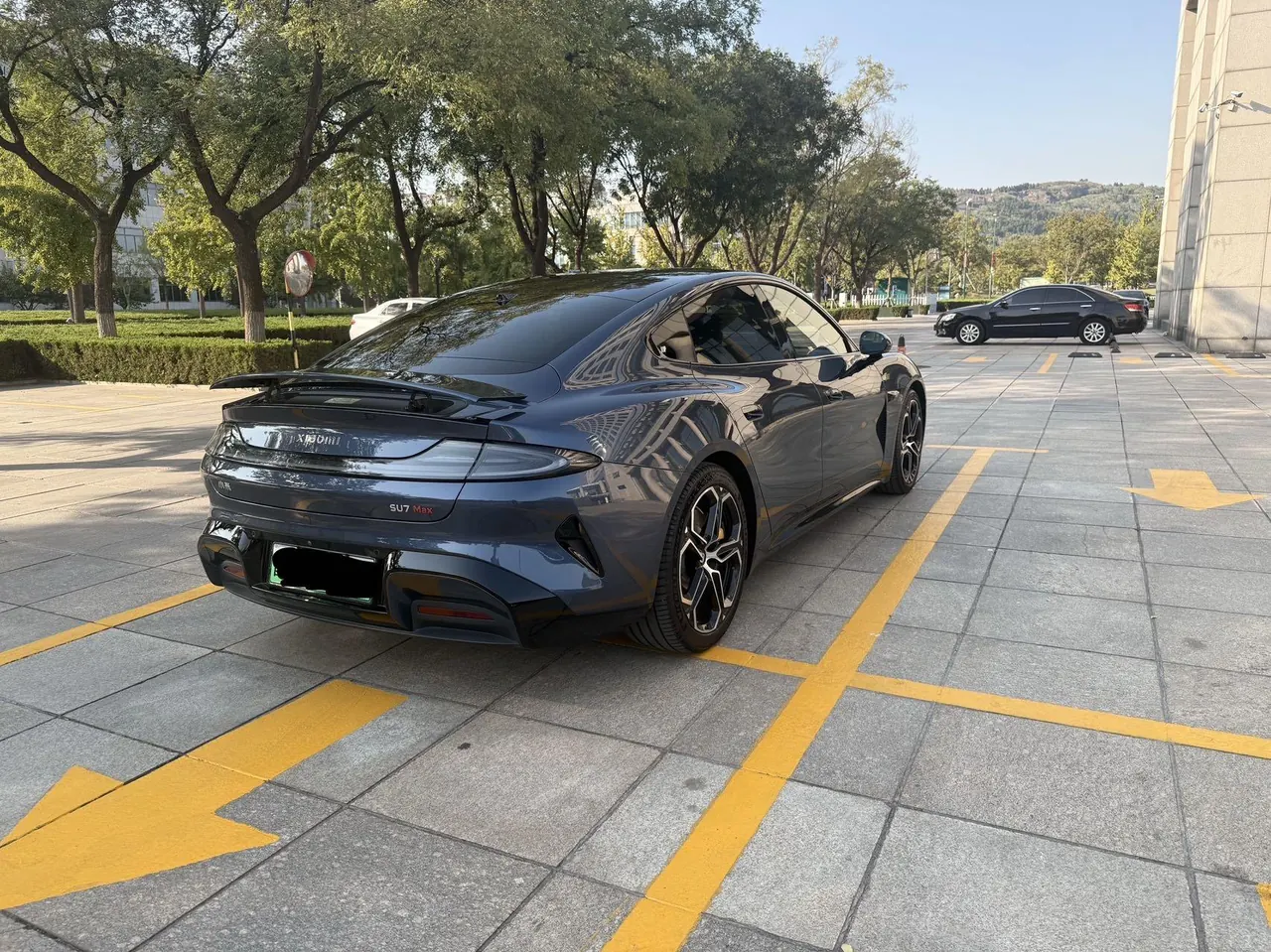MI 2024 SU 7 750km Four-wheel Drive Max Founding Edition Automatic Gear 6