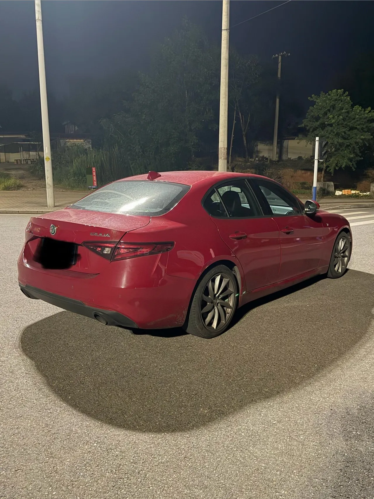 Alfa-Romeo Giulia (Imported) 2021 Giulia 2.0T 280HP Deluxe Automatic Gear 3