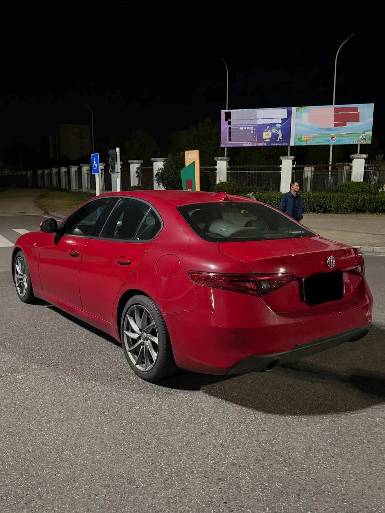 Alfa-Romeo Giulia (Imported) 2021 Giulia 2.0T 280HP Deluxe Automatic Gear 4