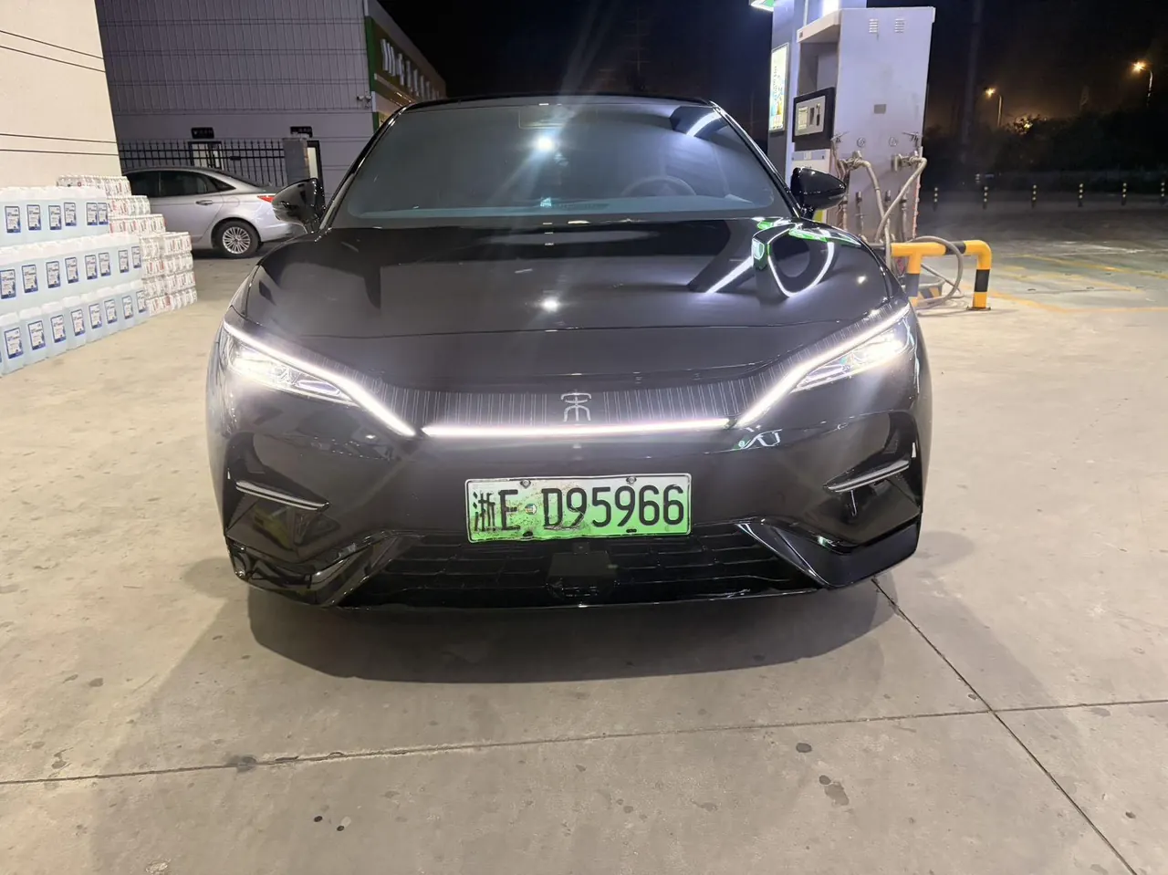 BYD 2024 Song L EV 550km Exceed automatic gear 3