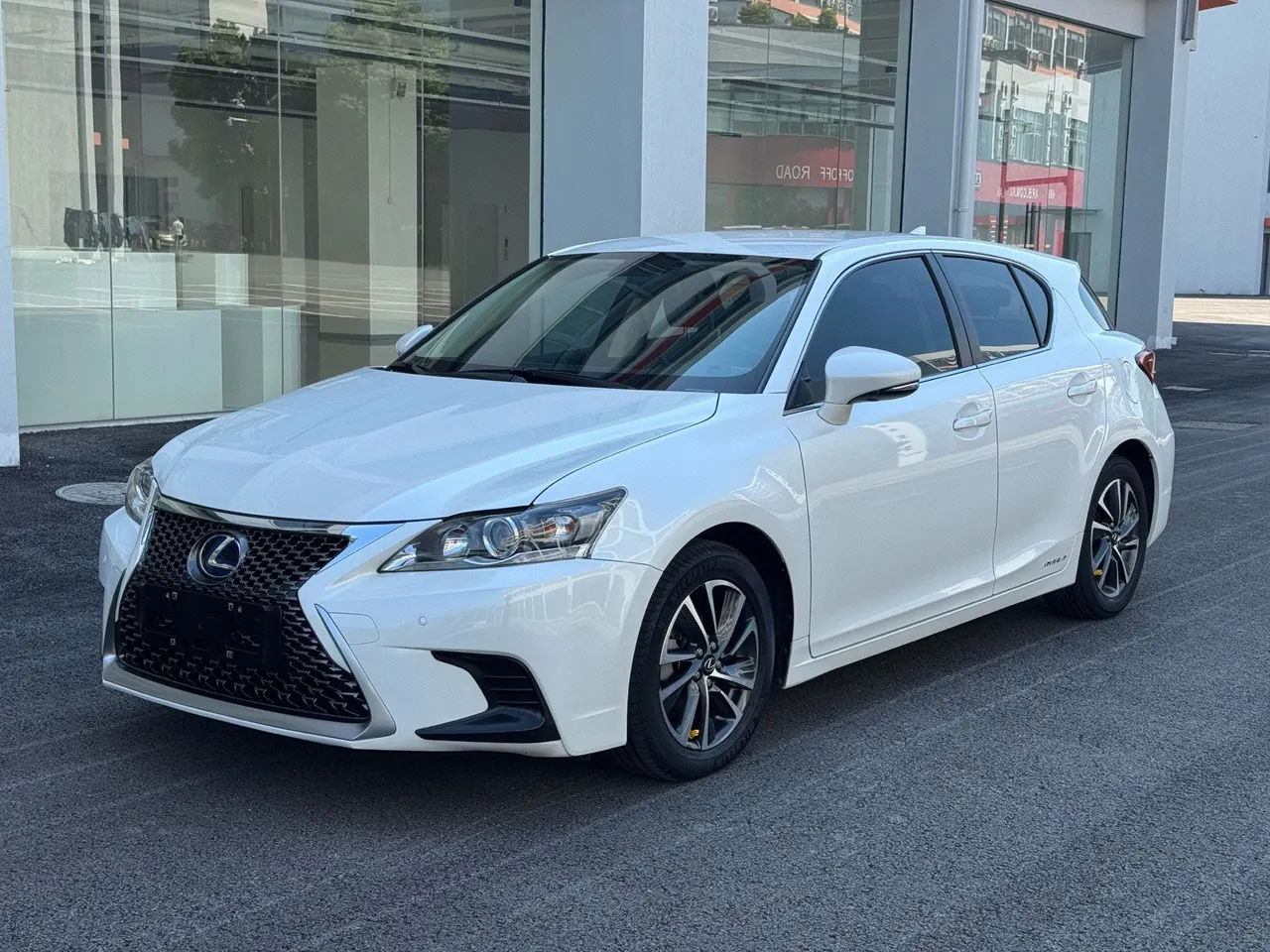 Lexus CT (Imported) 2020 CT200h 1.8 Stepless Elite Automatic Gear - View 1
