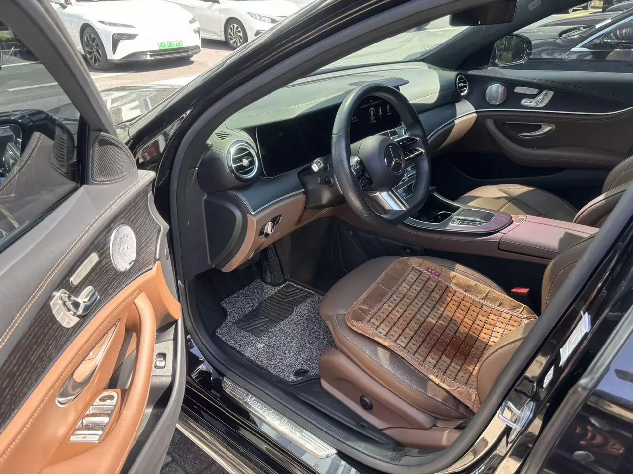 Mercedes Benz E Class 2021 E 300 L 2.0T Luxury Automatic Gear 11