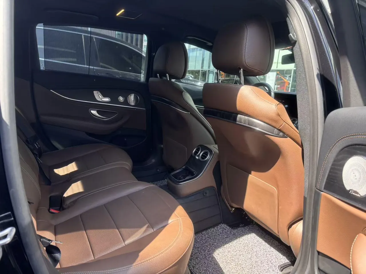 Mercedes Benz E Class 2021 E 300 L 2.0T Luxury Automatic Gear 4