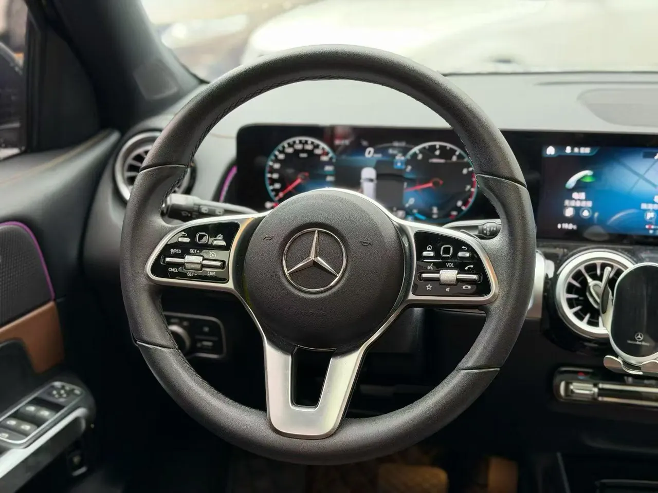 Mercedes Benz 2023 GLB 220 2.0T Fashion Automatic 7