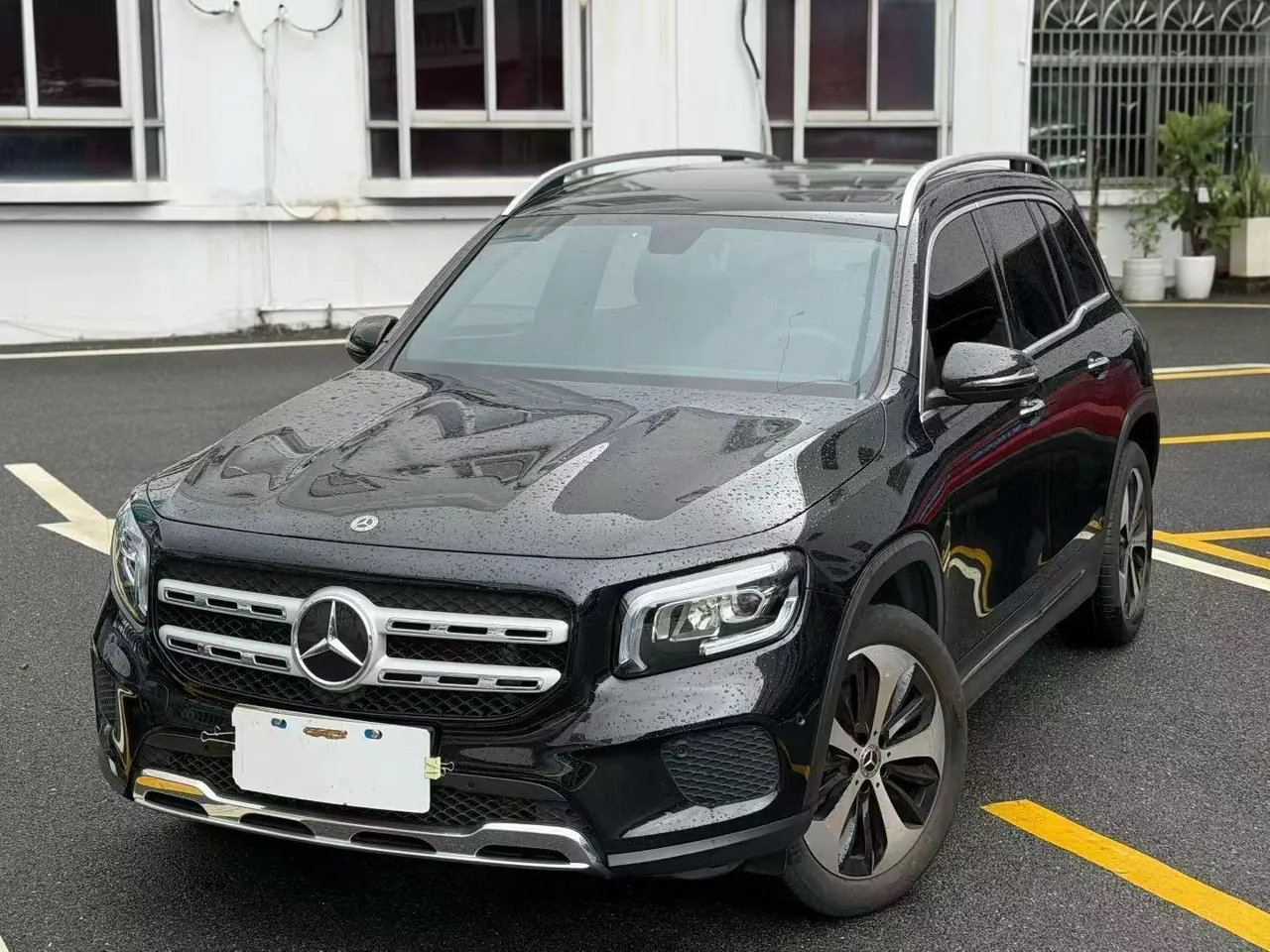 Mercedes Benz 2023 GLB 220 2.0T Fashion Automatic 8