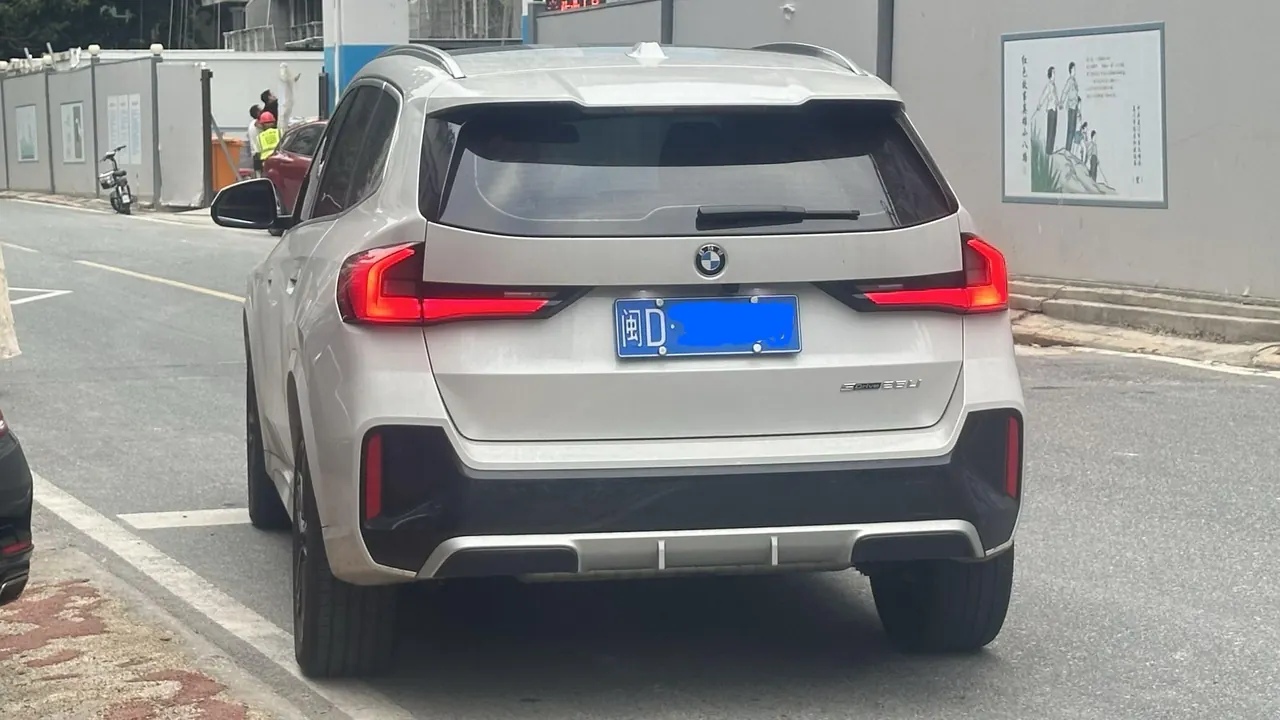 BMW 2024 X1 sDrive25Li 2.0T M sports suit automatic gear 11
