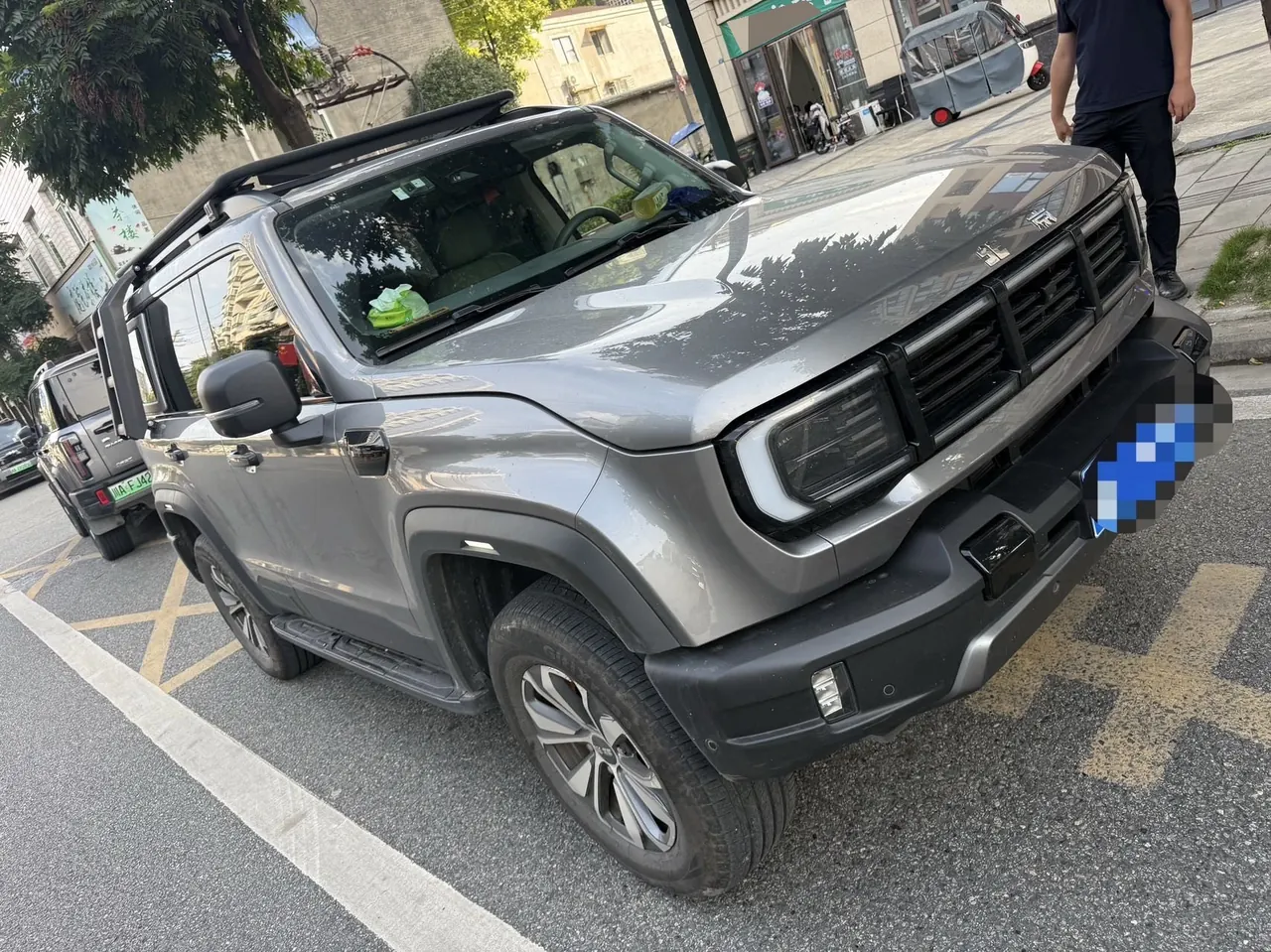 Beijing 2024 BJ40 2.0T City Hunter Edition Extreme Automatic Gear 3