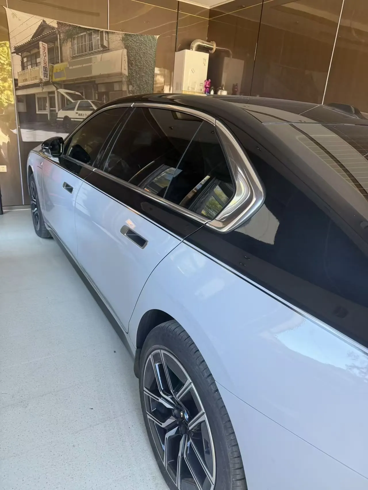 BMW i7 (Imported) 2023 i7 eDrive50L Leading M Sports Suit Automatic Gear 3