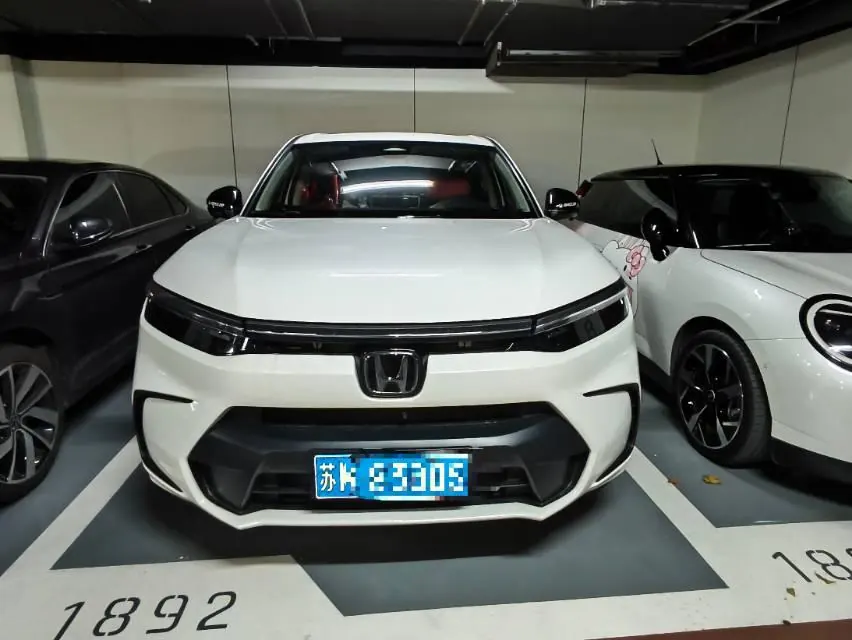 Honda 2023 Hao Ying 1.5T Stepless 240TURBO Two-Drive Deluxe Edition 5-seat Automatic Gear 2