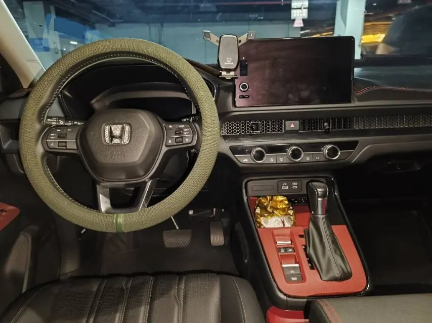 Honda 2023 Hao Ying 1.5T Stepless 240TURBO Two-Drive Deluxe Edition 5-seat Automatic Gear 4