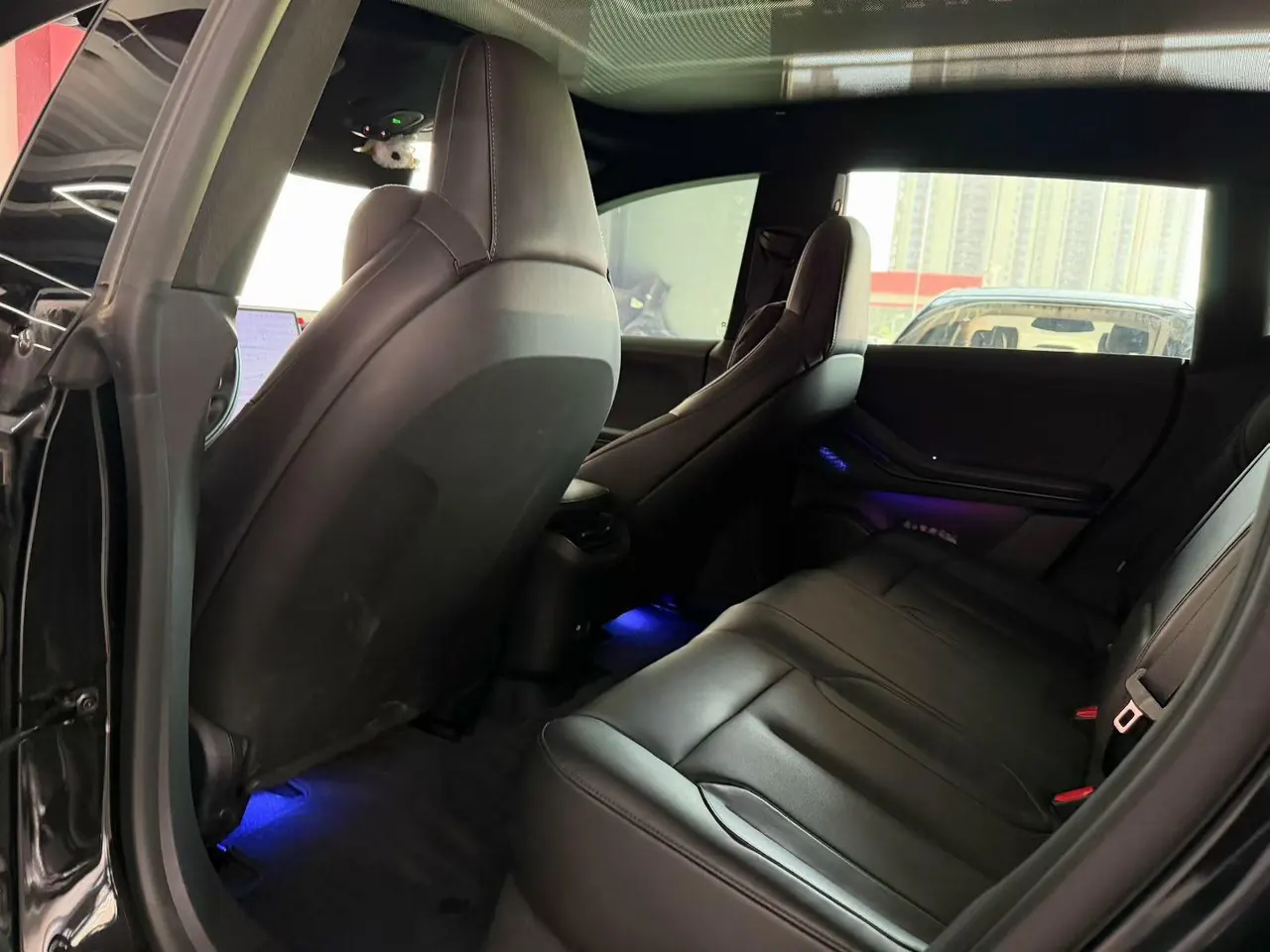 NIO 2023 ET5 75kWh Touring automatic gear 4