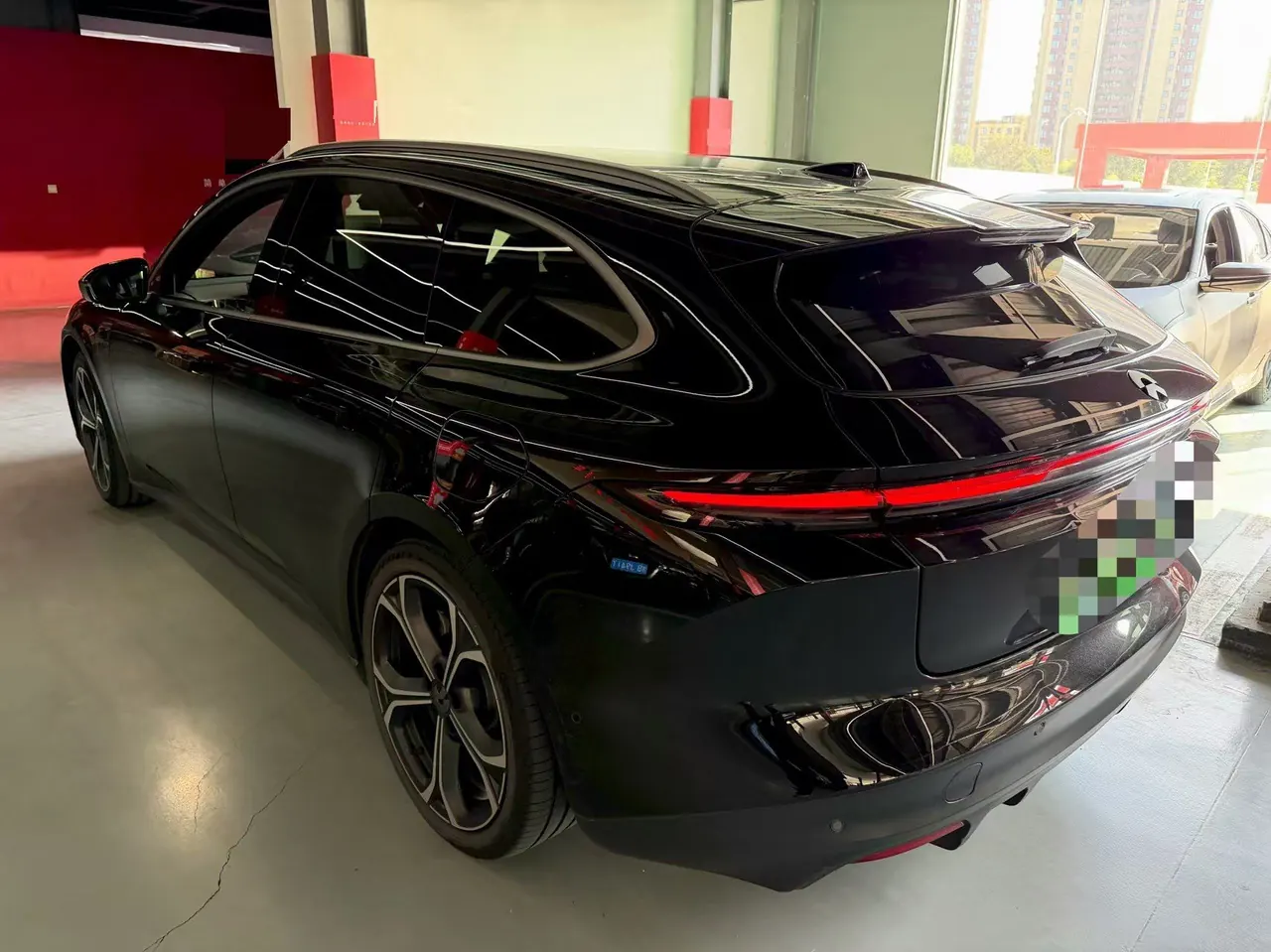 NIO 2023 ET5 75kWh Touring automatic gear 8