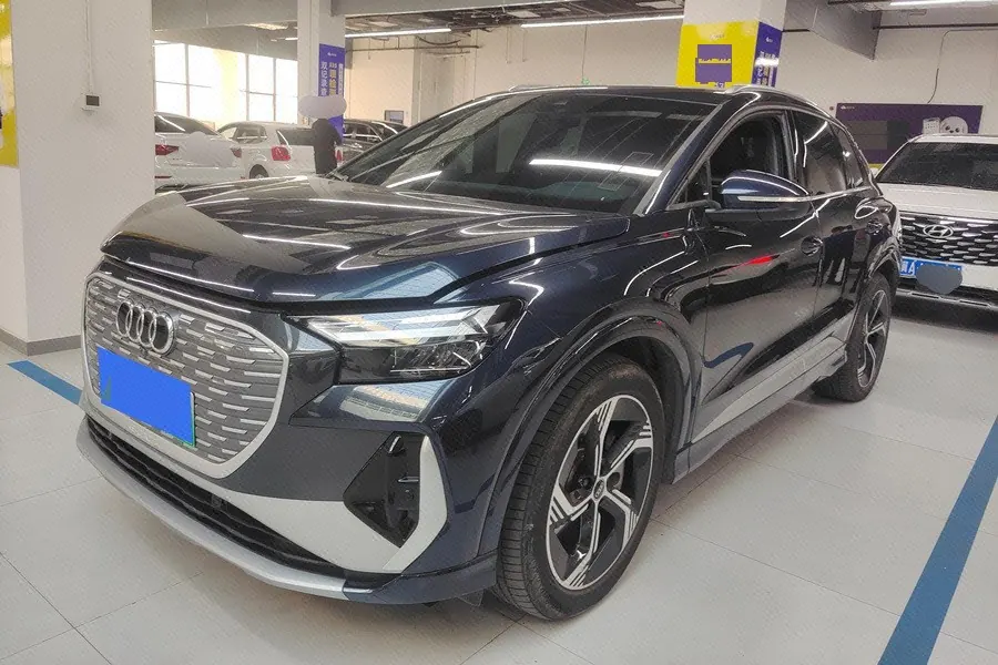 Открыть галерею: Audi 2024 Q4 e-tron 40 Creation Edition Automatic Gear