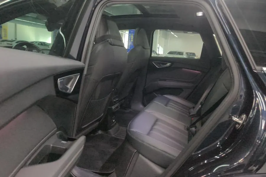 Audi 2024 Q4 e-tron 40 Creation Edition Automatic Gear 6